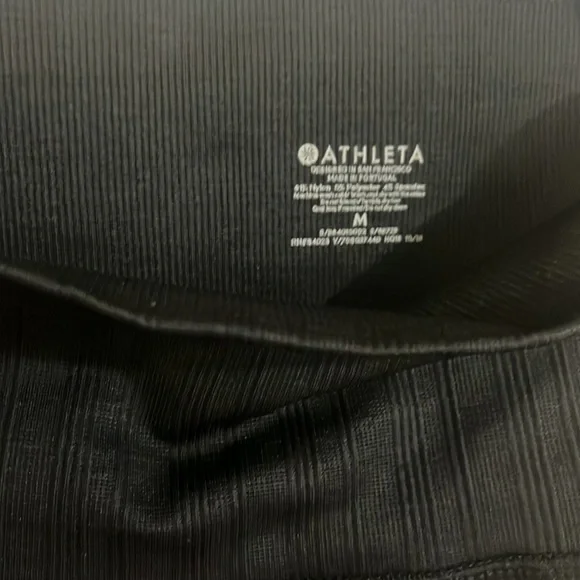 Athleta medium Black Gray Stripe Intarsia Seamless Leggings Women workout pants - Picture 2 of 3